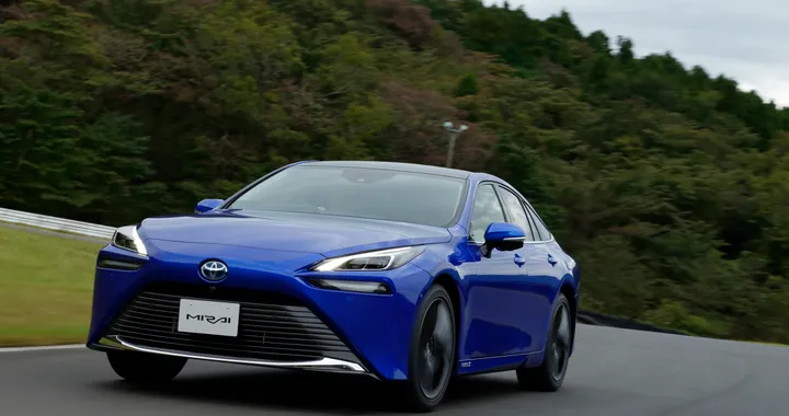 Toyota Mirai, la nuova Fuel Cell con 650 Km di autonomia