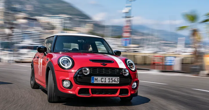 MINI Paddy Hopkirk Edition: serie speciale per celebrare la vittoria a Monte Carlo