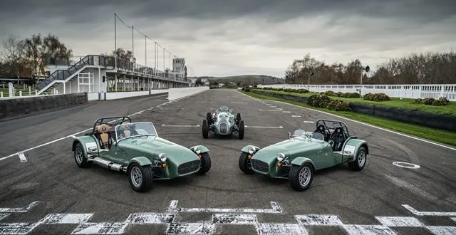 Caterham Seven HWM Edition: celebra il mito della monoposto di Stirling