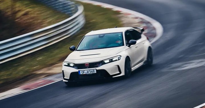 Nuova Honda Civic Type-R, giro record al Nurburgring