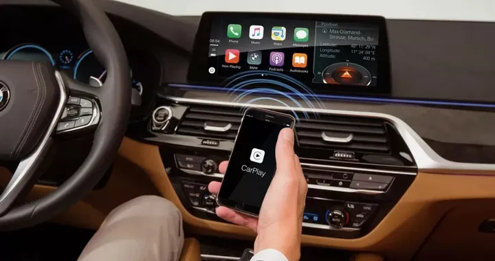 BMW potrebbe offrire CarPlay come servizio in abbonamento | Rumor