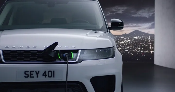 Jaguar Land Rover al lavoro su una piattaforma elettrica per XJ e Range Rover
