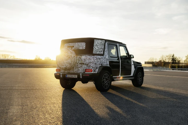 Nuova Mercedes Classe G Cabrio, il fuoristrada diventa ancora più esclusivo: prime foto ufficiali