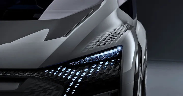 Audi Q2 elettrica e AI:me: due anteprime mondiali al Salone di Shanghai | Teaser