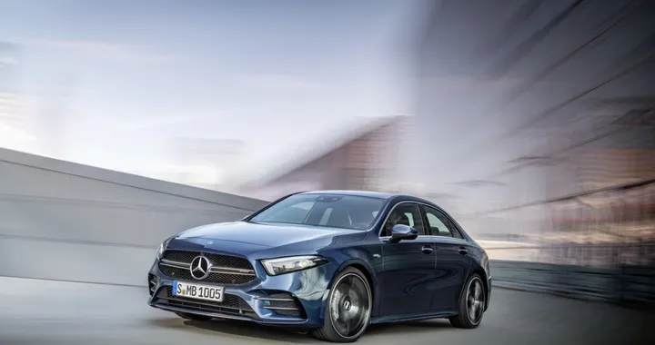 Mercedes-AMG A 35: la sportiva si fa Berlina con 4 porte e più spazio