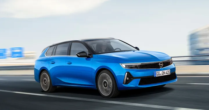 Opel Astra Sports Tourer, partono gli ordini in Italia. Prezzi da 25.500 euro