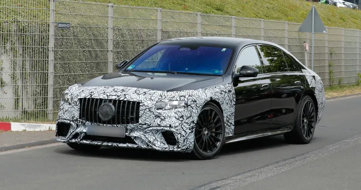 Mercedes-AMG S 63 E Performance: restyling ma con cambiamenti sottili