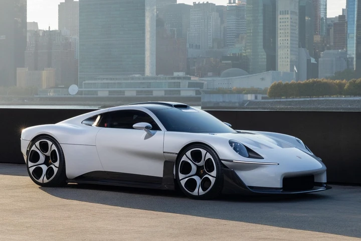 Porsche Mission S: oltre la 911, tra i richiami al passato e l'architettura a motore centrale