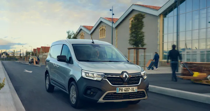 Renault rinnova la sua gamma di veicoli commerciali e multispazio