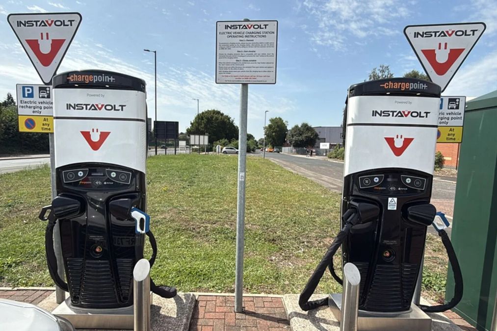 Contro il furto dei cavi di ricarica arriva il tracciamento GPS: l'idea di InstaVolt