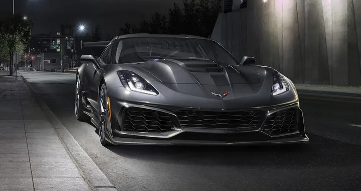 Corvette ZR1, test al Nurburgring per la supercar. Video spia