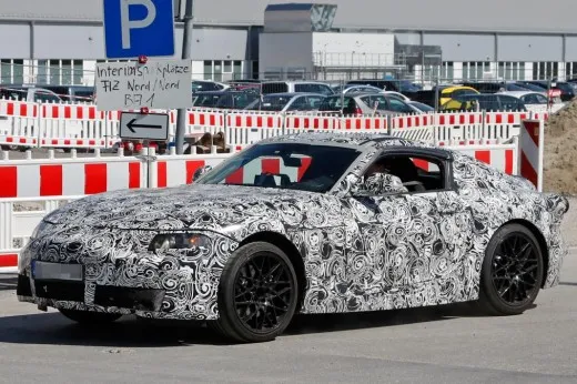 Toyota Supra esiste davvero: ecco le prime foto spia