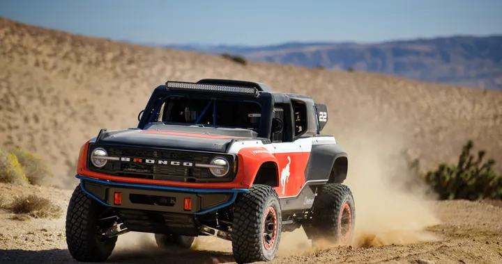 Ford Bronco DR: desert racer in edizione limitata con il V8