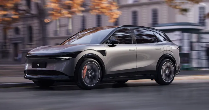 Zeekr 7X, il nuovo SUV elettrico debutta in Europa. Caratteristiche tecniche e prezzi