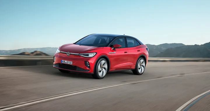 Volkswagen ID.5, debutta il SUV Coupé elettrico. Autonomia fino a 520 km
