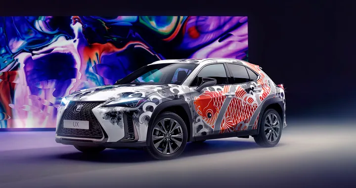 Lexus realizza la prima auto tatuata al mondo | Immagini e video