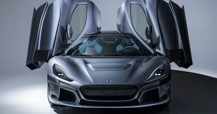 Porsche acquisisce il 10% di Rimac e spinge sull'elettrico
