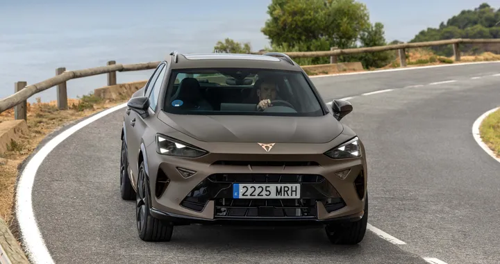 CUPRA Formentor e Leon Sportstourer: arriva il 2.0 TSI da 204 CV | Prezzi