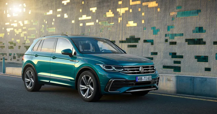 Volkswagen Tiguan, con il restyling debutta la versione Plug-in | Prezzi