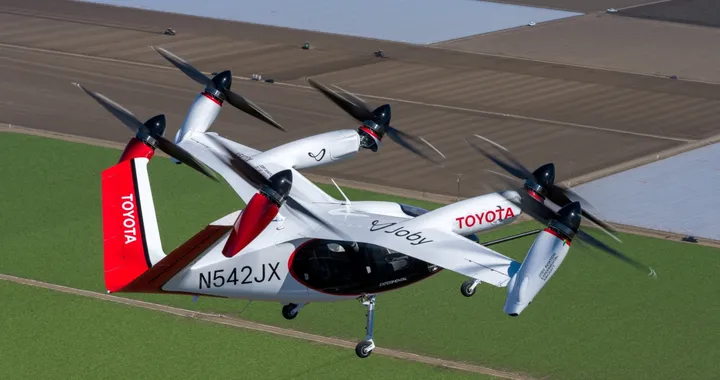 Toyota investe 500 milioni di dollari in Joby Aviation per la mobilità aerea urbana