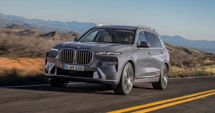 BMW iX7, avvistato su strada il prossimo maxi SUV elettrico