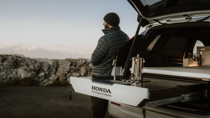 Honda CR-V Dream Pod, il SUV diventa un concept per campeggiatori