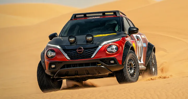 Nissan JUKE Hybrid Rally Tribute, un crossover ibrido per &quot;divertirsi&quot; nel deserto