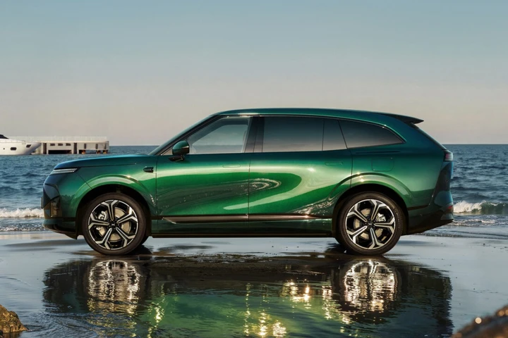 XPENG G9L, dalla Cina arriva il nuovo SUV di lusso: potenza esagerata