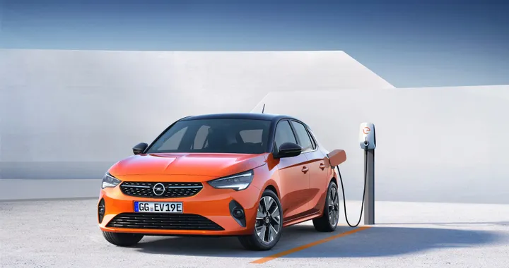 Opel Corsa-e: l'elettrica da 330 km svela la nuova generazione