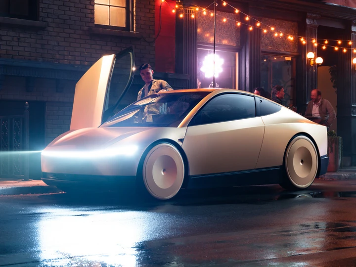 Tesla Cybercab, ancora su strada: il robotaxi sta arrivando