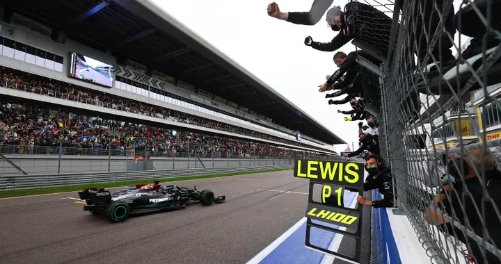 La Gazzetta del Motorsport: Hamilton, vittoria numero 100 a Sochi