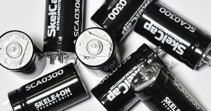 Auto elettriche: ecco la batteria al grafene che si ricarica in 15 secondi