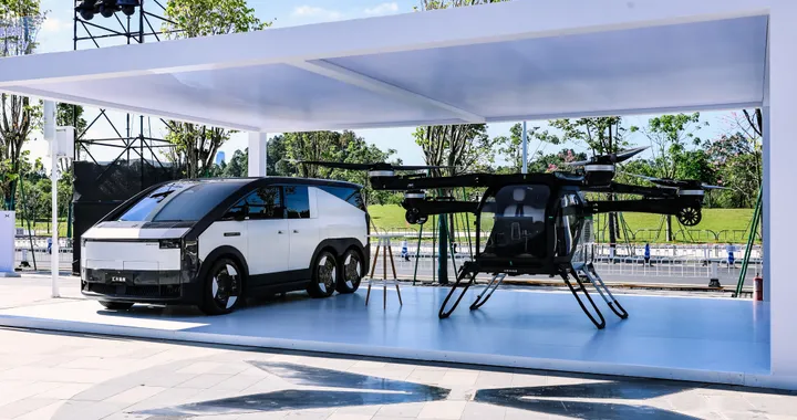 XPENG svela il futuro della mobilità tra AI, robotaxi e auto volanti