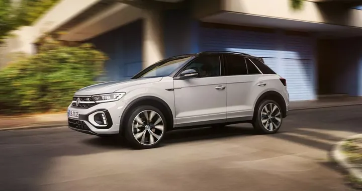 Mercato auto Italia 2023: le auto più vendute nel primo semestre. Le classifiche
