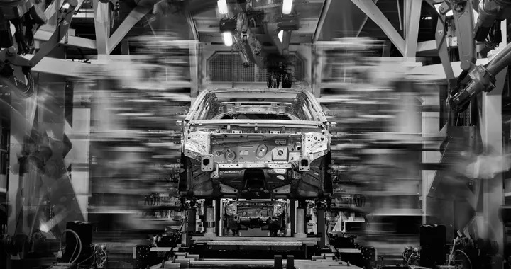 Nuova Jeep Compass, arriva in primavera: ibrida e elettrica. Si mostra a Melfi...
