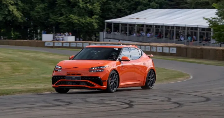 Genesis GV60 Magma: il SUV gira forte al Nurburgring