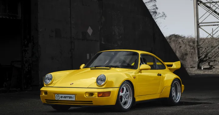 Everrati 964 RSR, l’esclusiva Porsche ritorna con motore 100% elettrico
