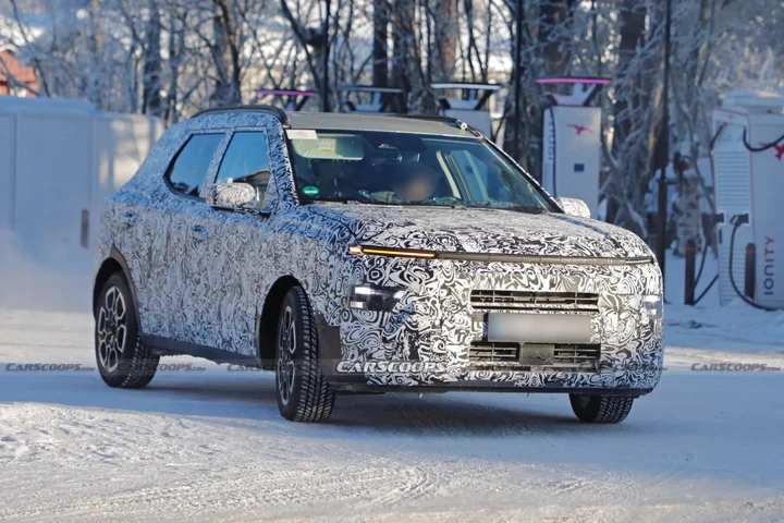 Hyundai Bayon 2027, test su strada per la nuova generazione | Foto spia