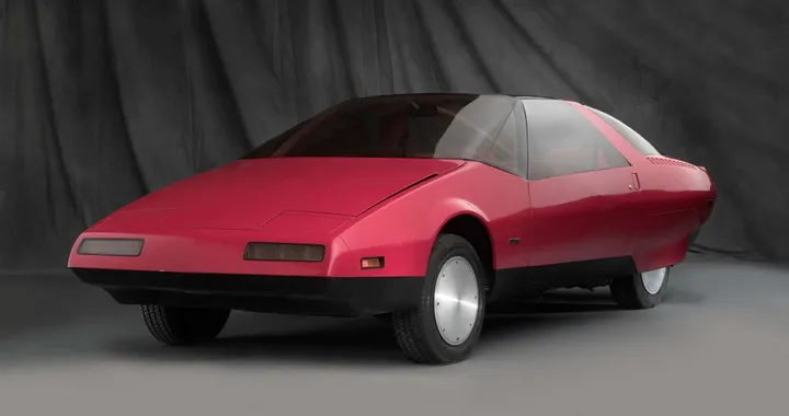Addio alla Ford Probe I Ghia: un incendio distrugge l’iconico prototipo