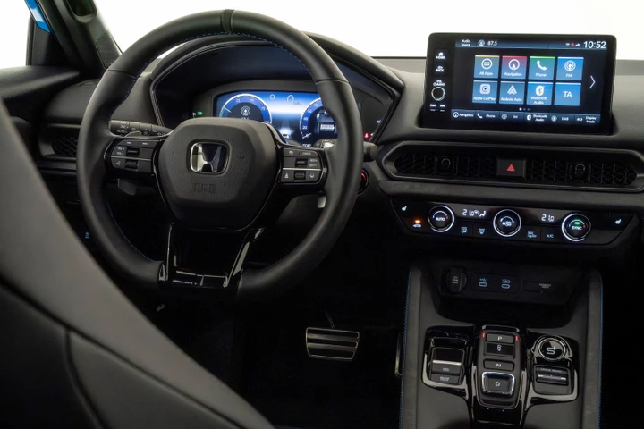 Nuova Honda Prelude, interni e bagagliaio della coupé sportiva