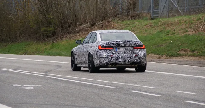 BMW M3: foto spia, motore sei cilindri e versione Competition, fino a 510 CV