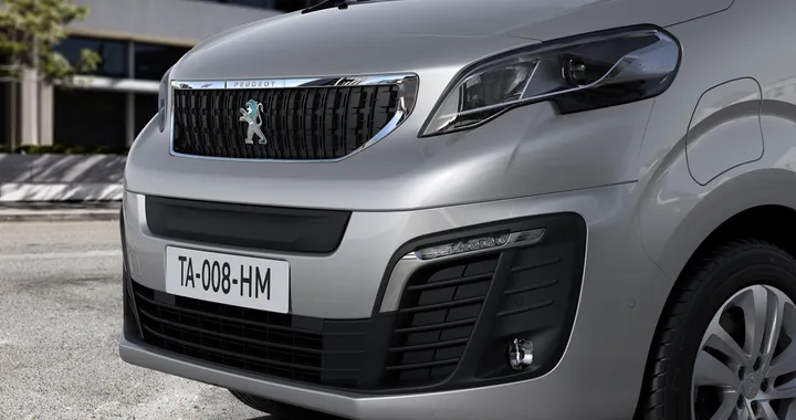 Peugeot e-Expert Combi: partono gli ordini in Italia