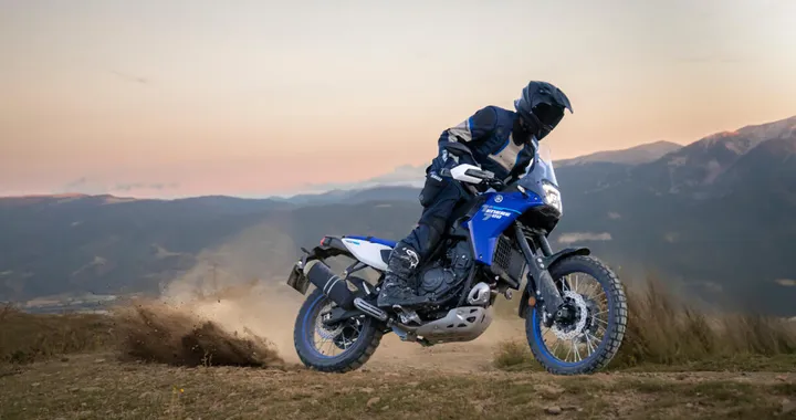 Yamaha Ténéré 700 2025 debutta in Italia. Caratteristiche e prezzi
