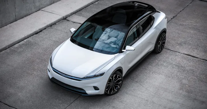 Chrysler, almeno tre nuove auto elettriche entro il 2028