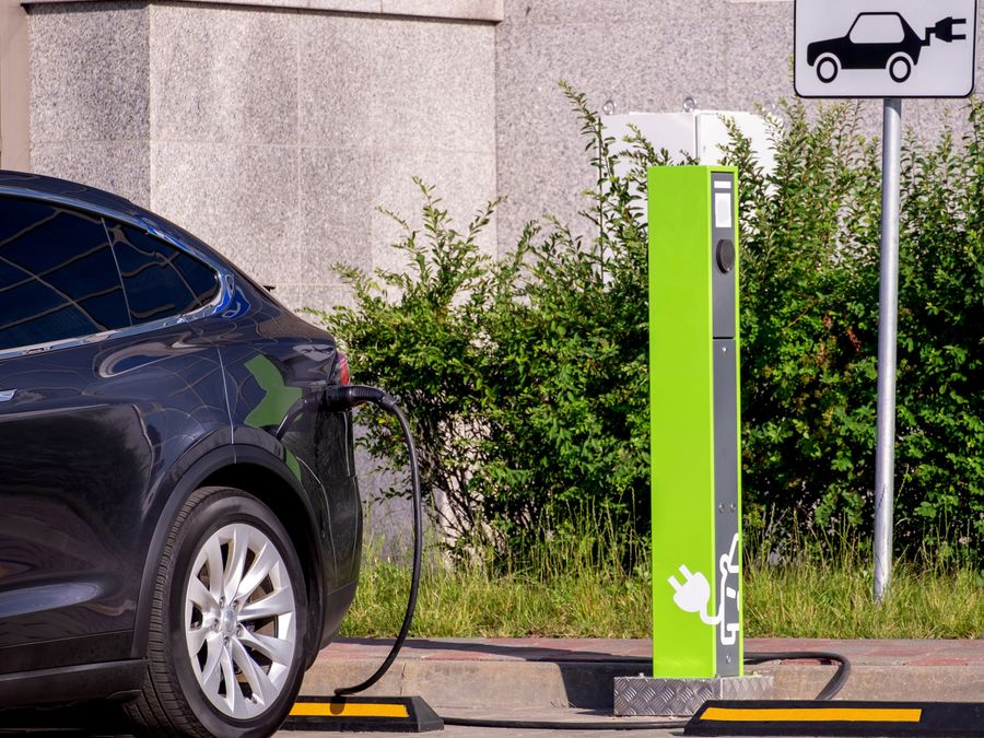 La Cina investe sulla ricarica elettrica con un piano triennale da oltre 300 GW