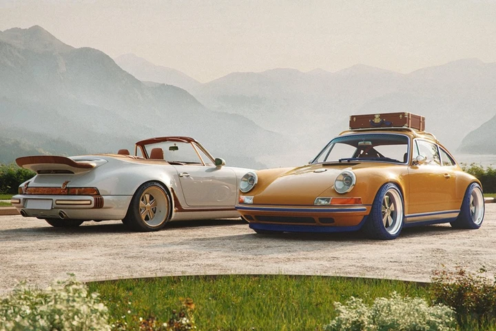 Singer e Louis Vuitton: due Porsche 911 diventano capolavori artigianali