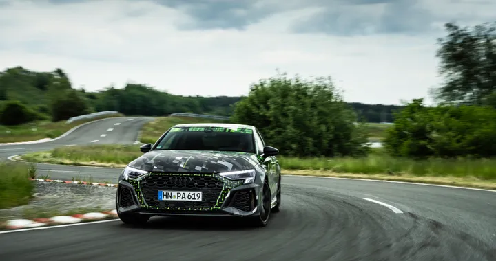 Nuova Audi RS3: 400 CV e sino a 290 km/h di velocità per la sportiva