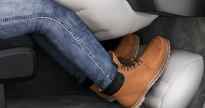 ZF Lifetec presenta l'Active Heel Airbag, il primo airbag per i piedi