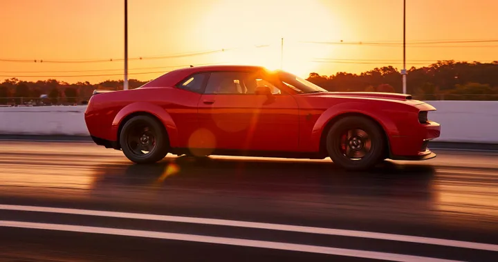 La top 10 delle auto da sogno su Instagram: vince Dodge Challenger