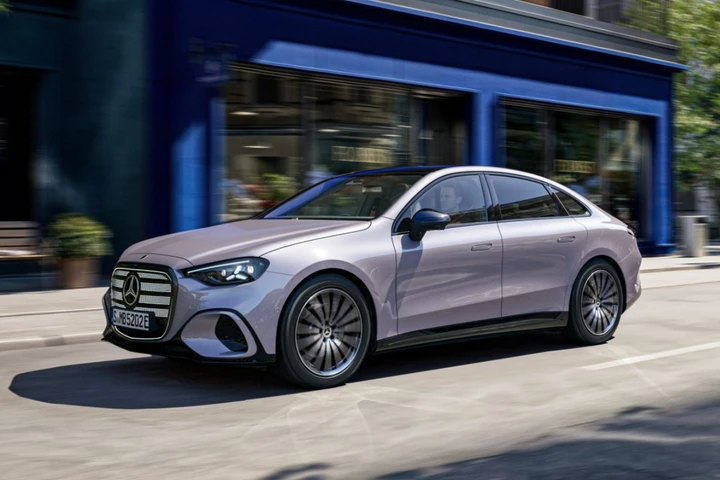 Mercedes Classe C, arriva la 300 4MATIC: caratteristiche e prezzo